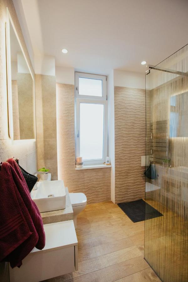 Color Apartments Corneliu Coposu 1A street Bucureşti Exterior foto